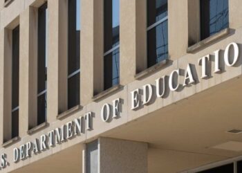 Federal Court Blocks Student Loan Rule Affecting Future Nurse Practitioners